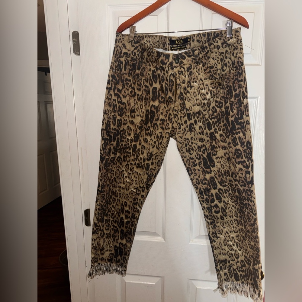 L&B Wild Leopard Print Trousers - Picture 3 of 9